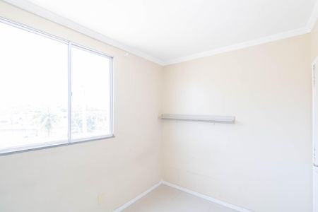 Quarto 1 de apartamento para alugar com 2 quartos, 45m² em Inhoaíba, Rio de Janeiro