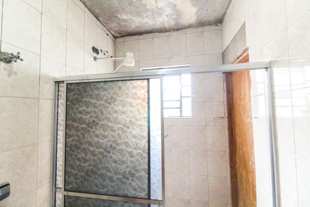 Casa à venda com 230m², 3 quartos e 2 vagasBanheiro 2