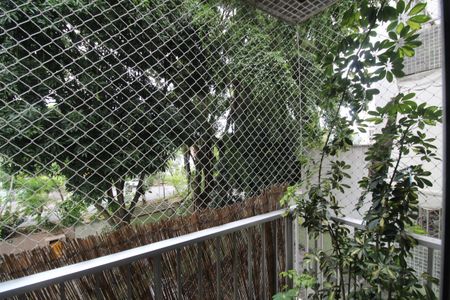 Apartamento para alugar com 99m², 3 quartos e 1 vagaSuíte - Varanda