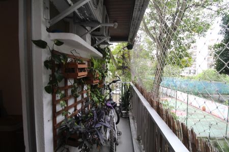 Apartamento para alugar com 99m², 3 quartos e 1 vagaSuíte - Varanda