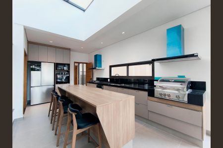 Casa de condomínio à venda com 260m², 3 quartos e 2 vagas Casa de condomínio à venda com 260m², 3 quartos e 2 vagasCozinha