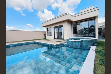 Casa de condomínio à venda com 260m², 3 quartos e 2 vagas Casa de condomínio à venda com 260m², 3 quartos e 2 vagasQuintal