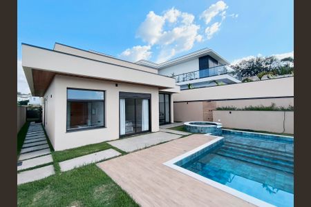 Casa de condomínio à venda com 260m², 3 quartos e 2 vagas Casa de condomínio à venda com 260m², 3 quartos e 2 vagasQuintal