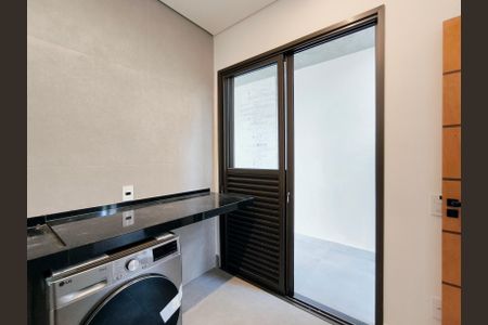 Casa de condomínio à venda com 260m², 3 quartos e 2 vagas Casa de condomínio à venda com 260m², 3 quartos e 2 vagasÁrea de Serviço