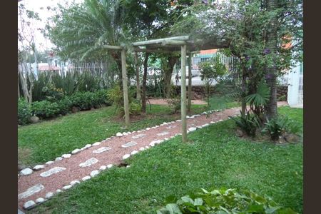 Casa à venda com 2 quartos, 411m² em Rincão, Novo Hamburgo