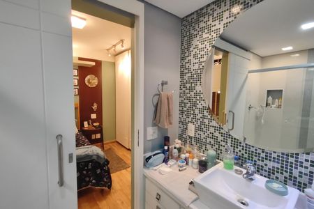 Apartamento à venda com 264m², 4 quartos e 4 vagasBanheiro da Suíte 3