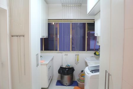 Apartamento à venda com 264m², 4 quartos e 4 vagasÁrea de Serviço