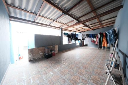 Casa à venda com 250m², 3 quartos e 6 vagasÁrea de Serviço