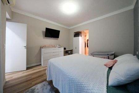 Casa à venda com 250m², 3 quartos e 6 vagasSuíte 1