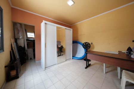 Casa à venda com 250m², 3 quartos e 6 vagasSuíte 3