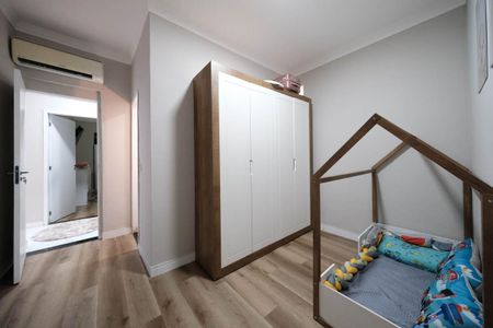 Casa à venda com 250m², 3 quartos e 6 vagasSuíte 2