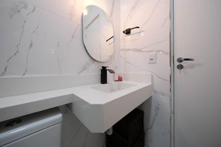 Casa à venda com 250m², 3 quartos e 6 vagasSuíte 2