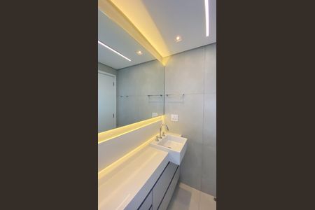 Apartamento à venda com 135m², 3 quartos e 3 vagasBanheiro da Suíte 1