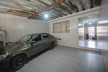 Casa à venda com 172m², 3 quartos e 2 vagas Casa à venda com 172m², 3 quartos e 2 vagasGaragem