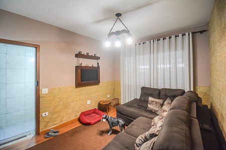 Casa à venda com 172m², 3 quartos e 2 vagas Casa à venda com 172m², 3 quartos e 2 vagasSala