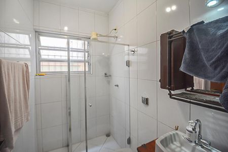 Casa à venda com 172m², 3 quartos e 2 vagas Casa à venda com 172m², 3 quartos e 2 vagasBanheiro 2