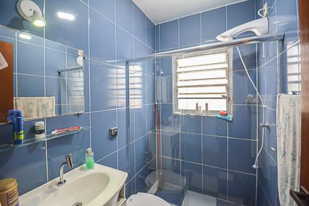 Casa à venda com 172m², 3 quartos e 2 vagas Casa à venda com 172m², 3 quartos e 2 vagasBanheiro