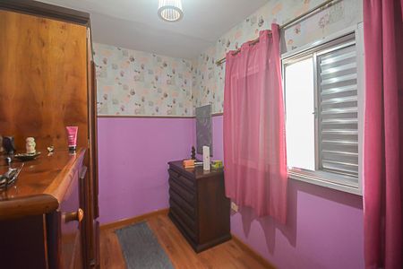 Casa à venda com 172m², 3 quartos e 2 vagas Casa à venda com 172m², 3 quartos e 2 vagasQuarto 2