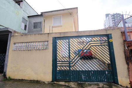 Casa à venda com 175m², 4 quartos e 2 vagasFachada
