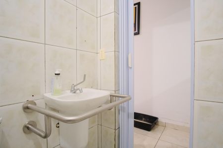 Casa à venda com 175m², 4 quartos e 2 vagasBanheiro da Suíte 1