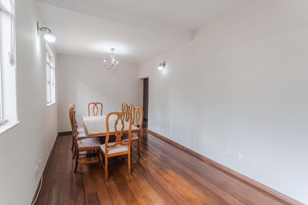 Sala de apartamento para alugar com 3 quartos, 80m² em São Pedro, Belo Horizonte