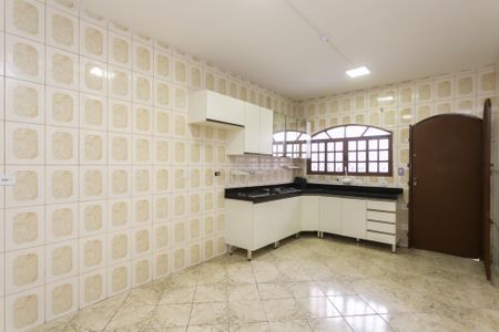 Casa à venda com 200m², 3 quartos e 5 vagasCozinha 
