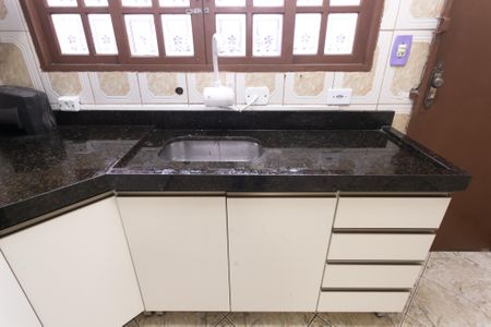 Casa à venda com 200m², 3 quartos e 5 vagasCozinha - Pia 