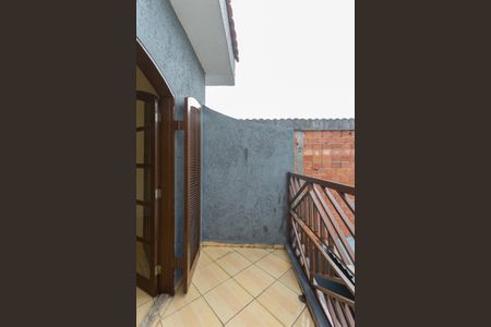 Casa à venda com 200m², 3 quartos e 5 vagasVaranda do Quarto 1 