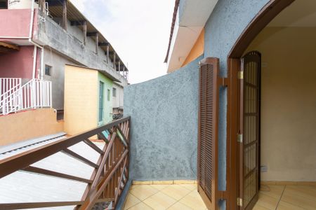 Casa à venda com 200m², 3 quartos e 5 vagasVaranda do Quarto 1 