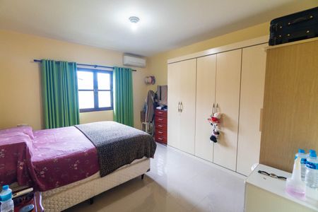 Casa à venda com 280m², 3 quartos e 2 vagasQuarto 1