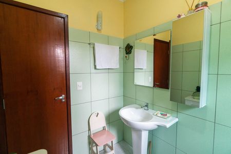 Casa à venda com 280m², 3 quartos e 2 vagasBanheiro da Suíte