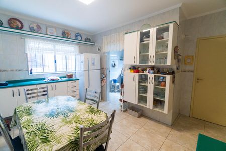 Casa à venda com 280m², 3 quartos e 2 vagasCopa