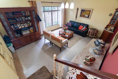 Casa à venda com 280m², 3 quartos e 2 vagasSala