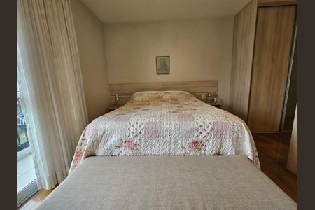 Apartamento à venda com 220m², 4 quartos e 4 vagasSuite 4