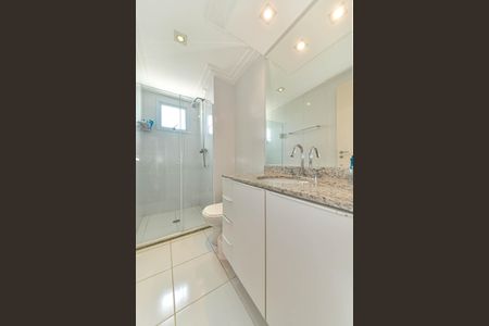 Apartamento à venda com 220m², 4 quartos e 4 vagasBanheiro da Suíte 3