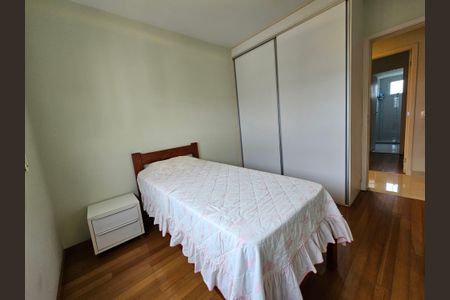 Apartamento à venda com 220m², 4 quartos e 4 vagasSuite 2