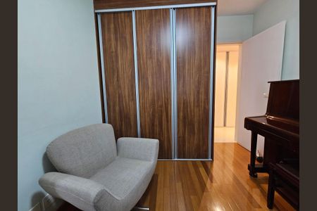 Apartamento à venda com 220m², 4 quartos e 4 vagasSuite 1