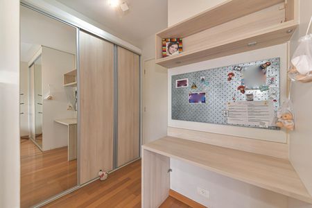 Apartamento à venda com 220m², 4 quartos e 4 vagasSuíte 3