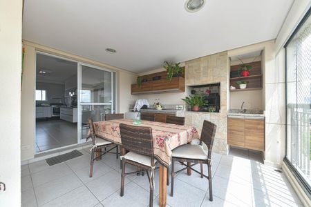 Apartamento à venda com 220m², 4 quartos e 4 vagasVaranda da Sala