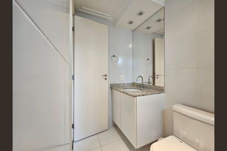 Apartamento à venda com 220m², 4 quartos e 4 vagasBanheiro da Suíte 2
