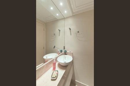 Apartamento à venda com 220m², 4 quartos e 4 vagasLavabo