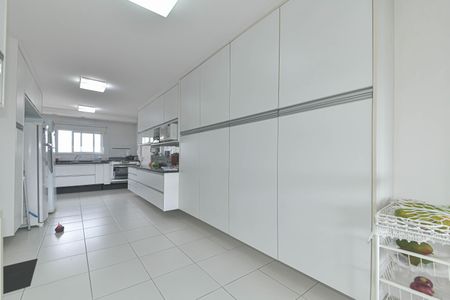 Apartamento à venda com 220m², 4 quartos e 4 vagasCozinha