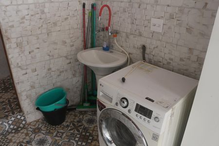 Casa à venda com 220m², 3 quartos e 2 vagasÁrea de Serviço