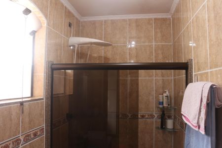 Casa à venda com 220m², 3 quartos e 2 vagasBanheiro da Suíte