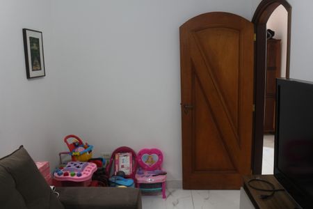 Casa à venda com 220m², 3 quartos e 2 vagasEscritório