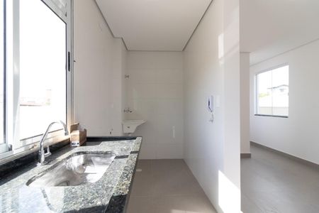 Apartamento para alugar com 40m², 2 quartos e sem vagaCozinha e Área de Serviço