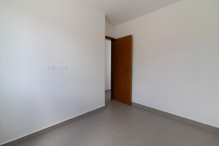 Quarto 1 de apartamento para alugar com 2 quartos, 40m² em Jardim Popular, São Paulo