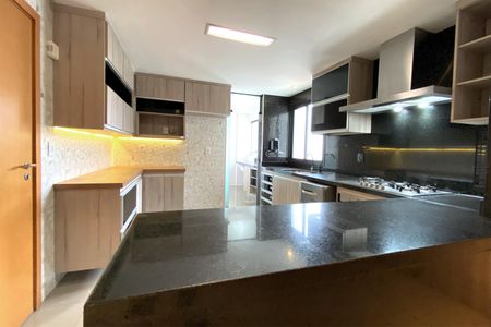 Apartamento para alugar com 102m², 3 quartos e 2 vagasCozinha