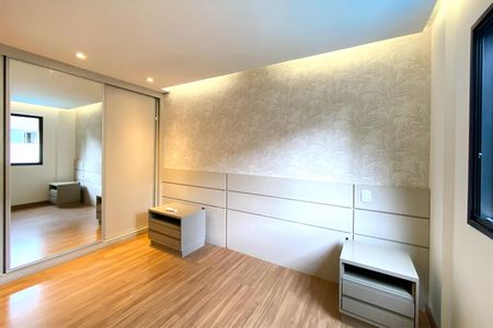 Apartamento para alugar com 102m², 3 quartos e 2 vagasSuite 1