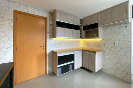Apartamento para alugar com 102m², 3 quartos e 2 vagasCozinha